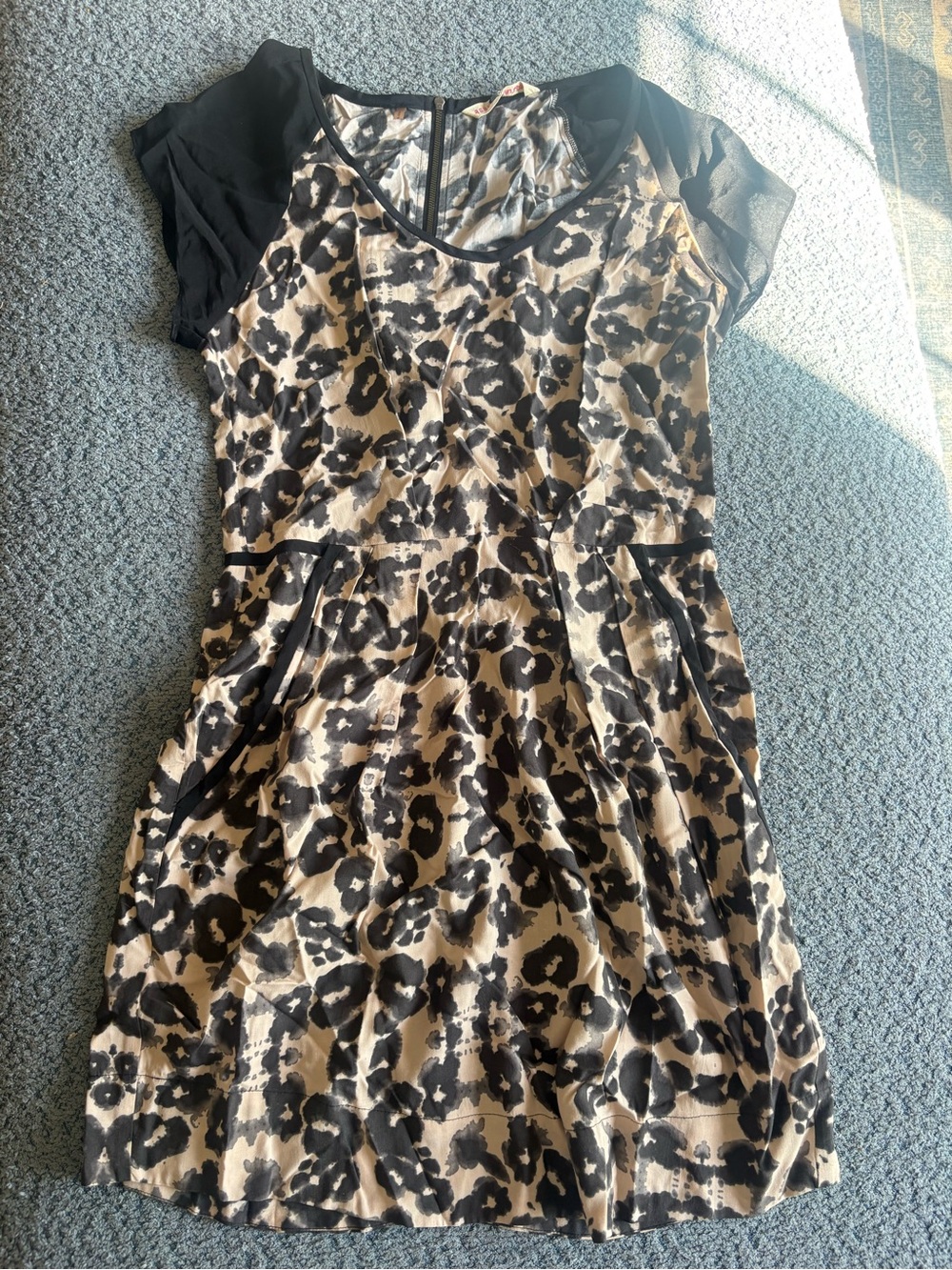 Rebecca Taylor Black and Beige Leopard-Print Short Sleeve Dress